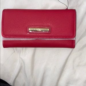 Tommy Hilfiger clutch
